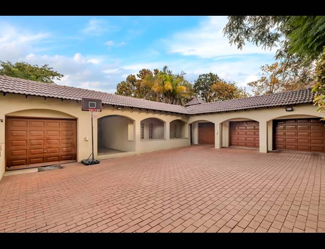 3 BEDROOM HOUSE FOR SALE IN WENDYWOOD